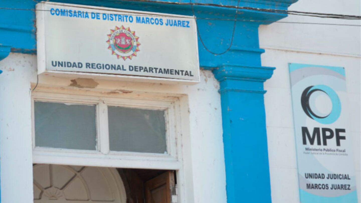 Detuvieron a un hombre que cargaba chapas de una obra en construcción