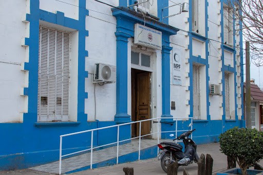 La investigación del robo de una batería derivó en allanamientos que permitieron dar con estupefacientes