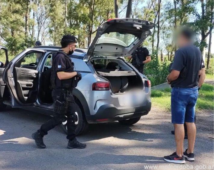 La FPA realiza controles vehiculares en el límite con Santa Fe