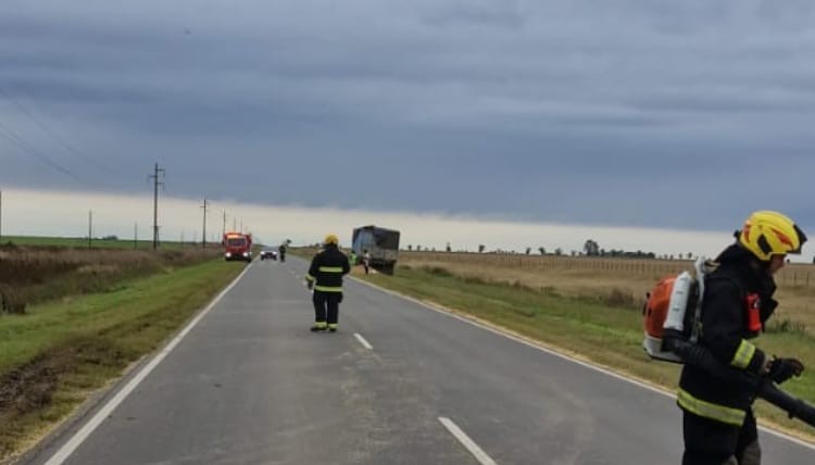 Derrame de cereal sobre la Ruta 12