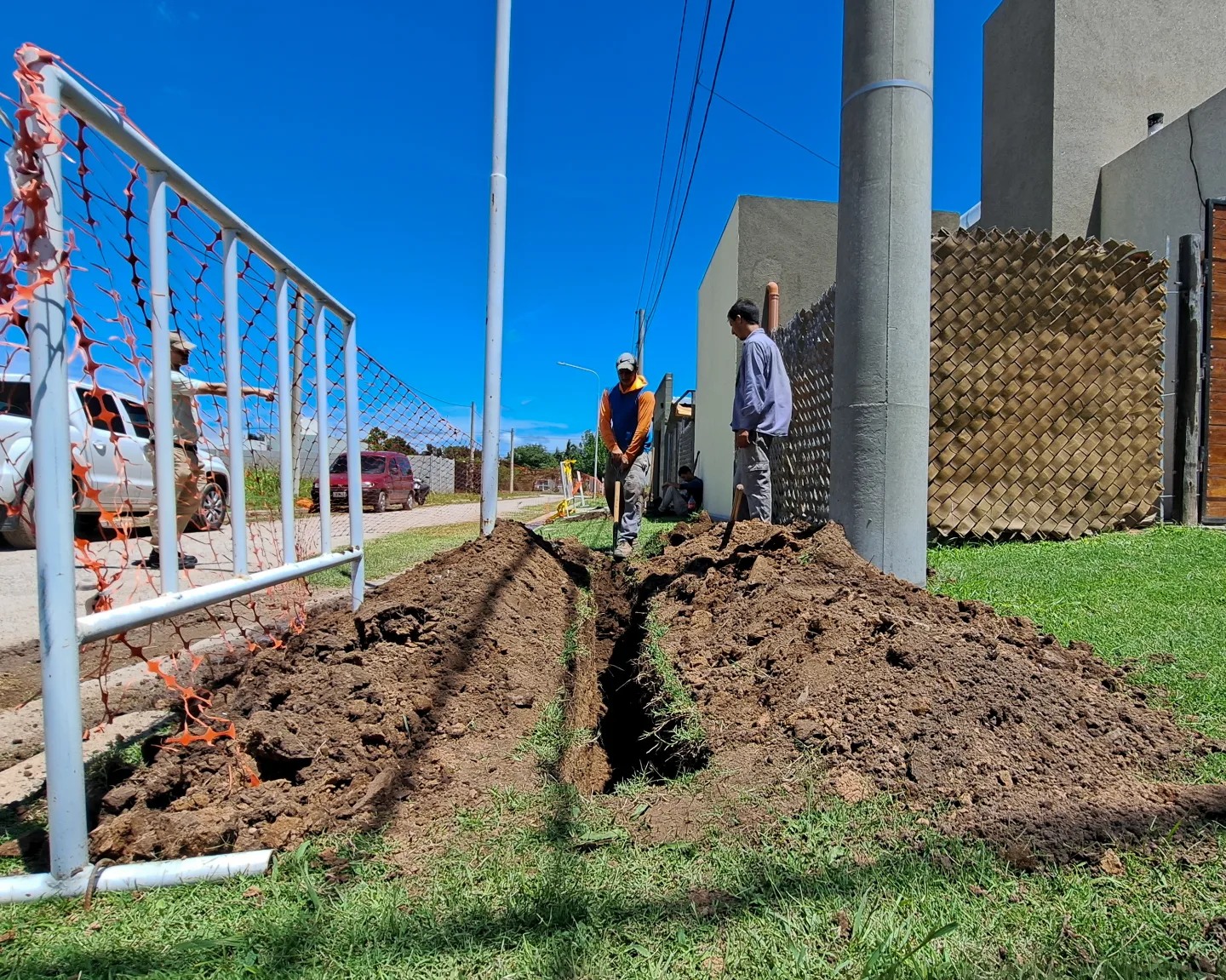 Comenzaron las obras de gas en el barrio Antonhy Vogt y María Dellarossa