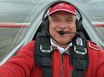 Sergio Marinhas: el legado familiar y la pasión entre las acrobacias aéreas y su profesión de arquitecto
