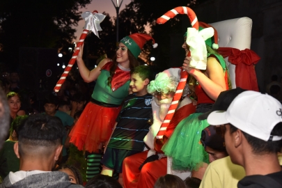 Papá Noel llenó de magia y alegría a Marcos Juárez