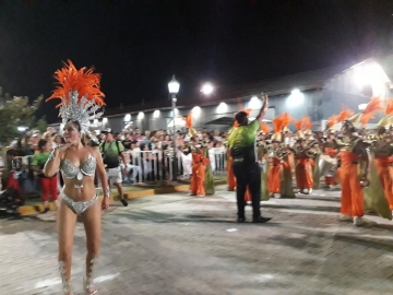 Monte Buey: 5000 personas disfrutaron del carnaval con Sergio Gallegillo