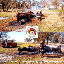 Bomberos voluntarios dos salidas por incendio