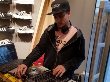 Luego de la inauguración de Henzy, reformarán Rossetti como All Sport  


