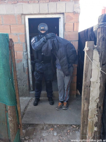 FPA: dos hermanas y la pareja de una detenida secuestraron varias dosis cocaína
