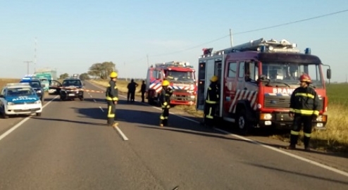 Muere el conductor de una camioneta que impactó frontalmente con un camión