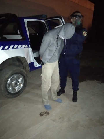Gral Roca:  9 hombres rompieron un alambrado para pescar en un arroyo y fueron detenidos