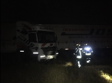 Despiste de camión en solitario en el km 460 