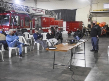 Reunión informativa en la Central de Operaciones