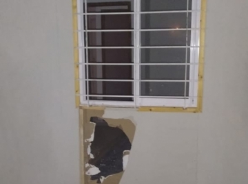 Fuga de tres hombres que robaron elementos de una obra en construcción