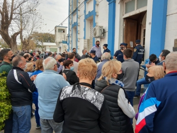 Lucas Tocchetti: “Es una manifestación pacífica con aplausos y banderas argentinas”

