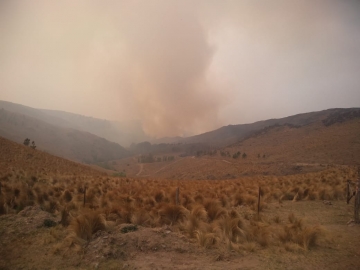 Bomberos volvieron de las sierras gracias a las lluvias 