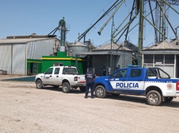 Socio gerente de una aceitera interrumpe allanamiento

