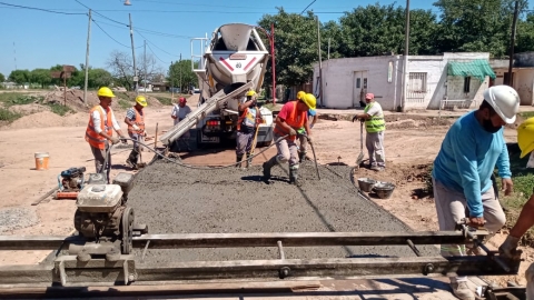 Municipio sigue trabajando en la pavimentación en zona sur