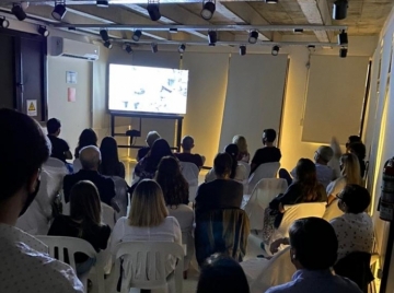 Avant Premiere de documental en el edificio Agusti Comunicación