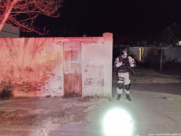 Familia marcosjuarense detenida por delivery de drogas
