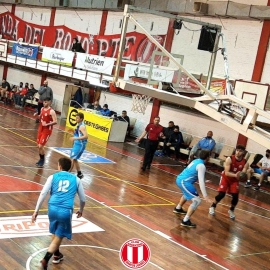 Argentino superó como local a San Martín por 84 a 57 