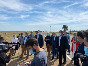Se inauguró el tramo de Saira-Marcos Juárez en Ruta Provincial 12