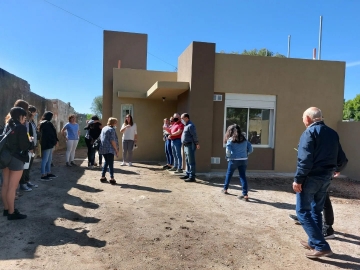 Entregaron la casa 216 PROMUVI