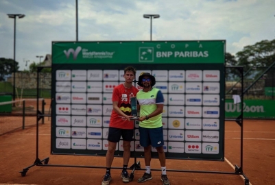 Alejo Lingua ganó Copa Bnp Paribas y ascendió 100 puestos en el ranking mundial
