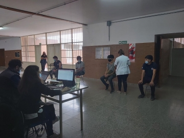 Patrulla Escolar Vacunación Covid-19 en Instituciones Secundarias 