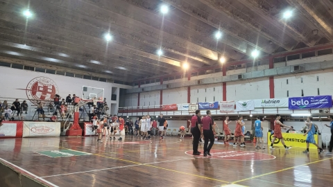 Argentino superó a San Martín por 63 a 53 en el clásico de la cañadense en primera división