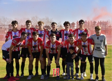 San Martín sacó ventaja en la primera final en el clásico de cuarta división