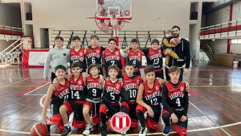 Argentino se consagró campeón del torneo interasociativo Sub 13 de córdoba