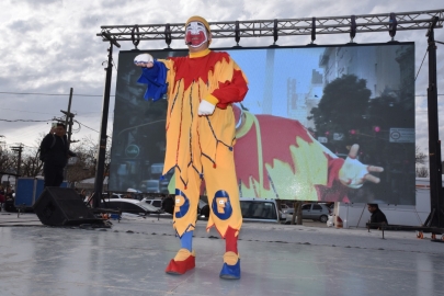 Multitudinario primer festejo por el Mes de la Niñez junto a Piñón Fijo