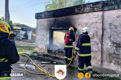 Alumnos del colegio Mitre realizan donaciones para la familia de un compañero que lo perdió todo en un incendio