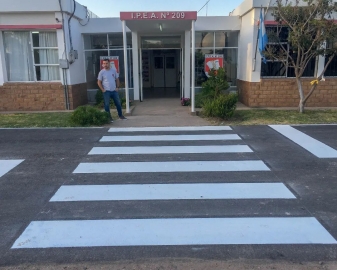 Vuelta a clases con accesos pintados