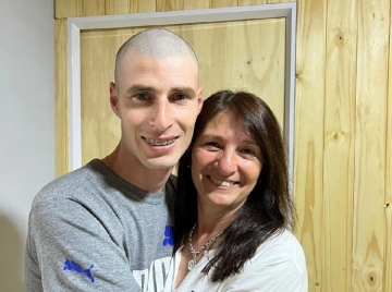 “Quiero seguir viviendo para disfrutar a mi familia, el cáncer no me va a vencer”, dijo María Letcher