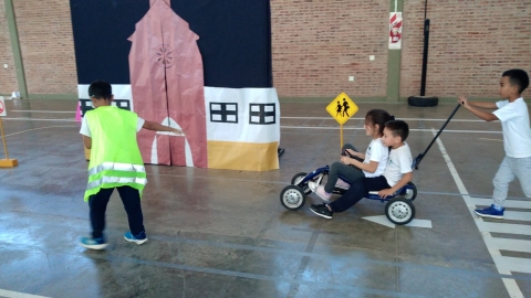 “Transitando la miniciudad”: capacitación para niños de nivel inicial y primario