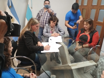 La UNVM dictará un curso de capacitación de mozo y camarera profesional en Marcos Juárez