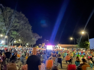 Gran concurrencia de gente en la Fiesta de las Colectividades 2023